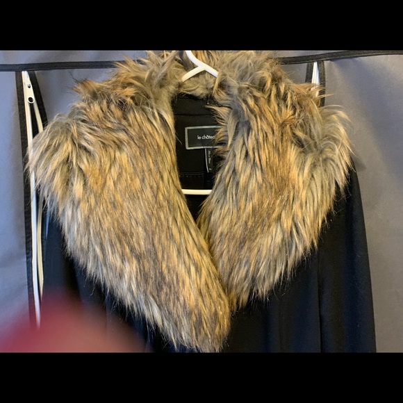 Le château coat with faux fur removable - Picture 6 of 9